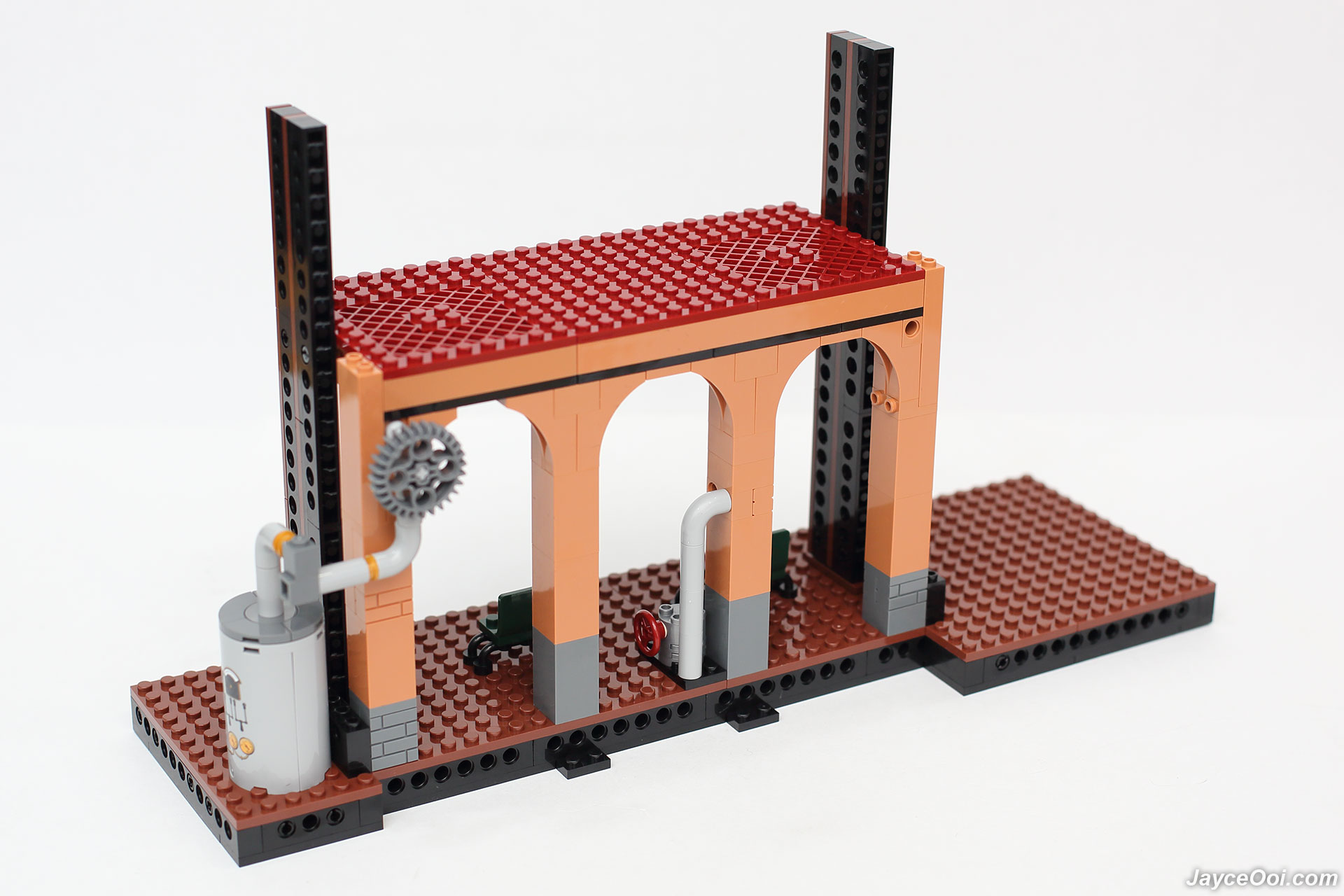 Funwhole F9007 – Steampunk Train Station – Brickreview